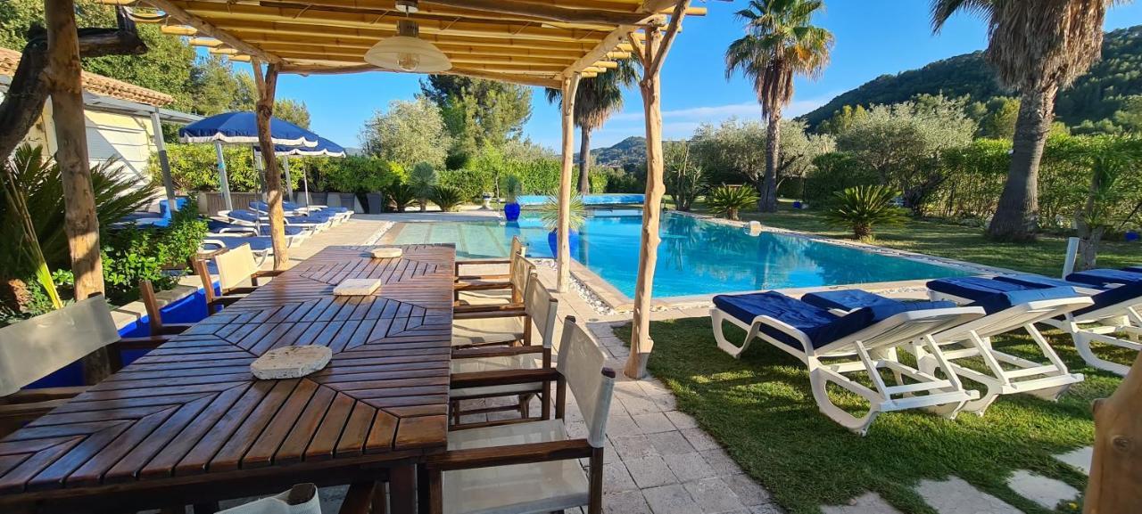 Location Villa Avec Piscine Chauffee Le Castellet  Eksteriør billede