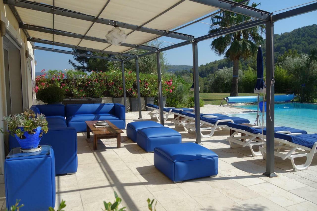 Location Villa Avec Piscine Chauffee Le Castellet  Eksteriør billede
